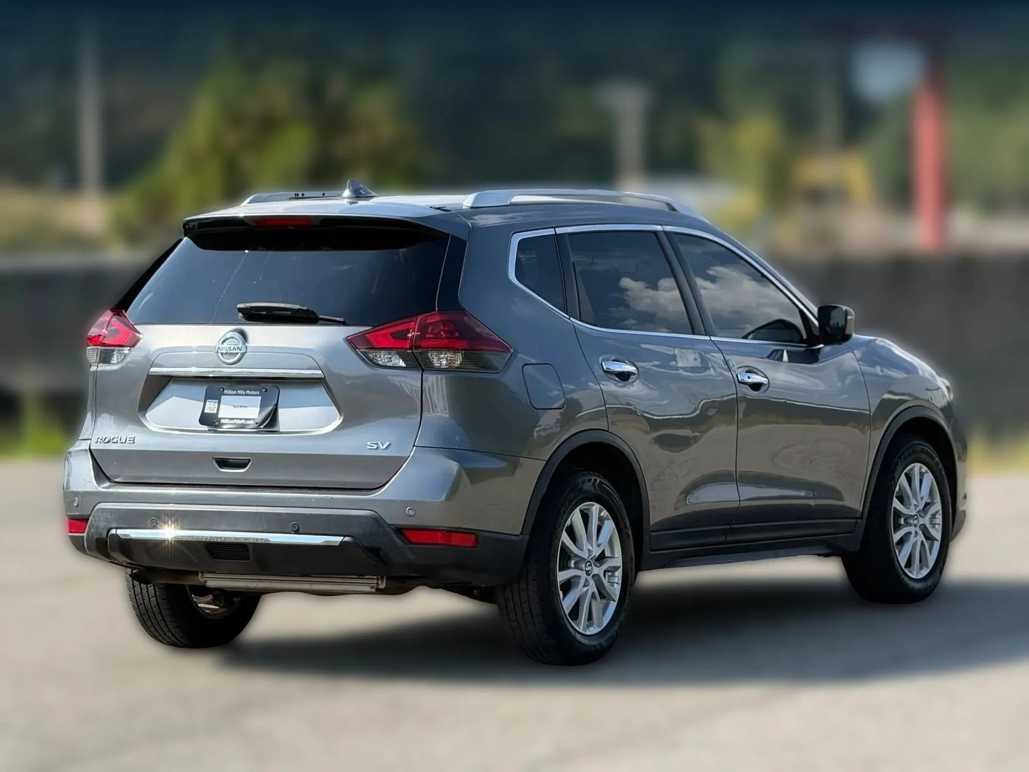 Used 2019 Nissan Rogue SV FWD image 9