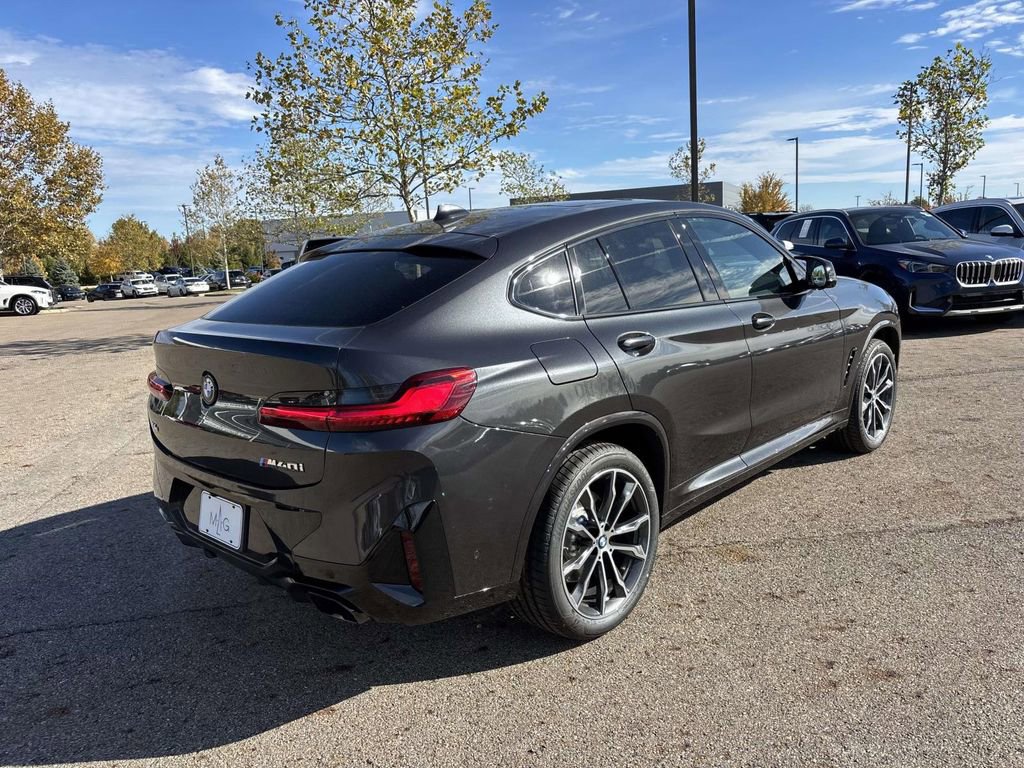 New 2025 BMW X4 M40i w/ Premium Package image 7