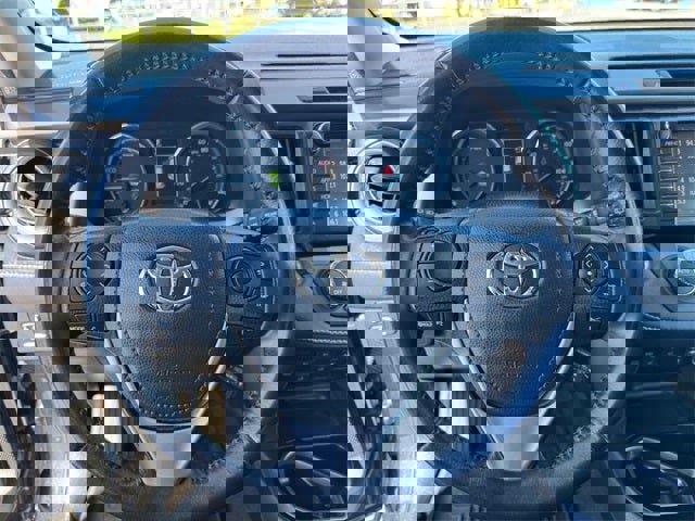 Used 2017 Toyota RAV4 Limited image 19