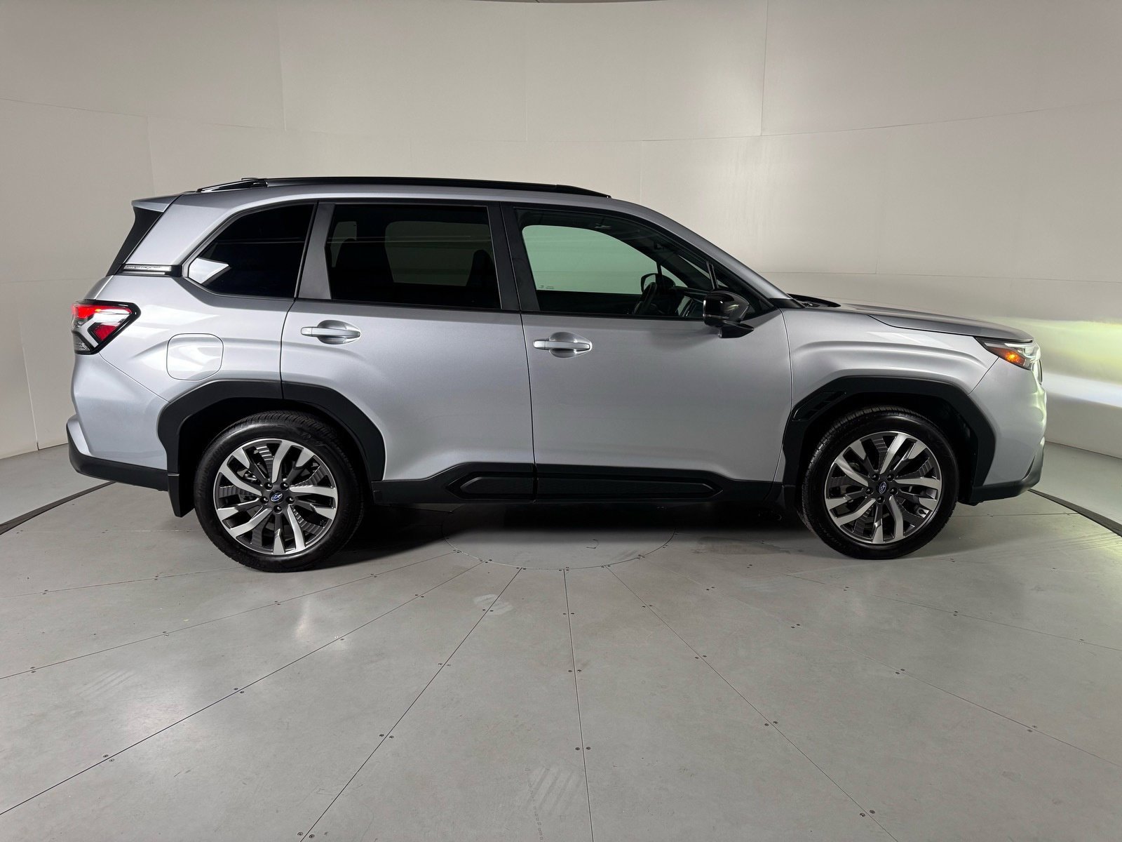 Certified 2026 Subaru Forester Touring AWD/4WD image 6