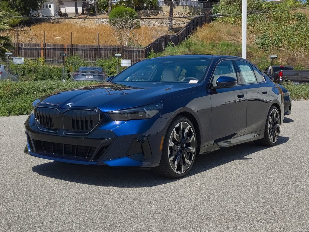 New 2026 BMW 530i w/ Executive Package RWD image 2