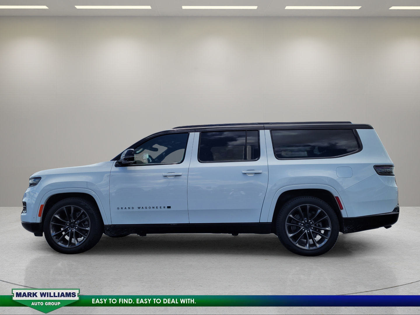 Used 2025 Jeep Grand Wagoneer L Series II Obsidian w/ Quick Order Packagew 28T AWD/4WD image 7