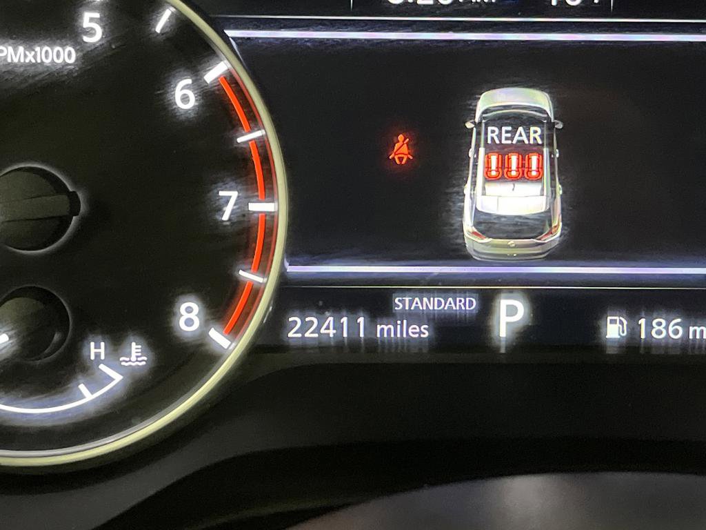 Used 2023 Nissan Rogue SV image 6