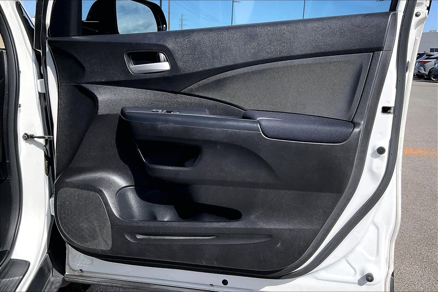 Used 2016 Honda CR-V SE image 23