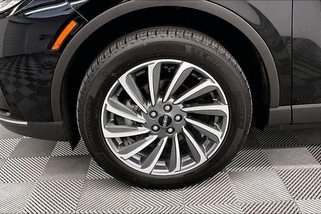 Used 2023 Lincoln Corsair Reserve w/ Equipment Group 201A AWD/4WD image 10