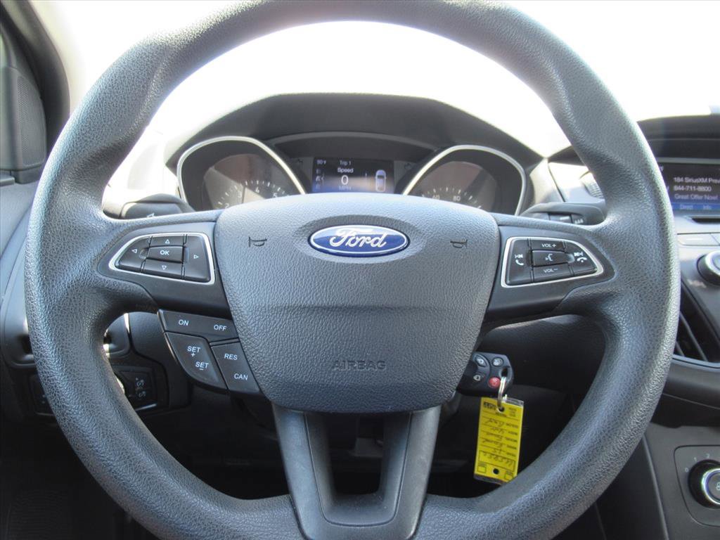 Used 2015 Ford Focus SE FWD image 21