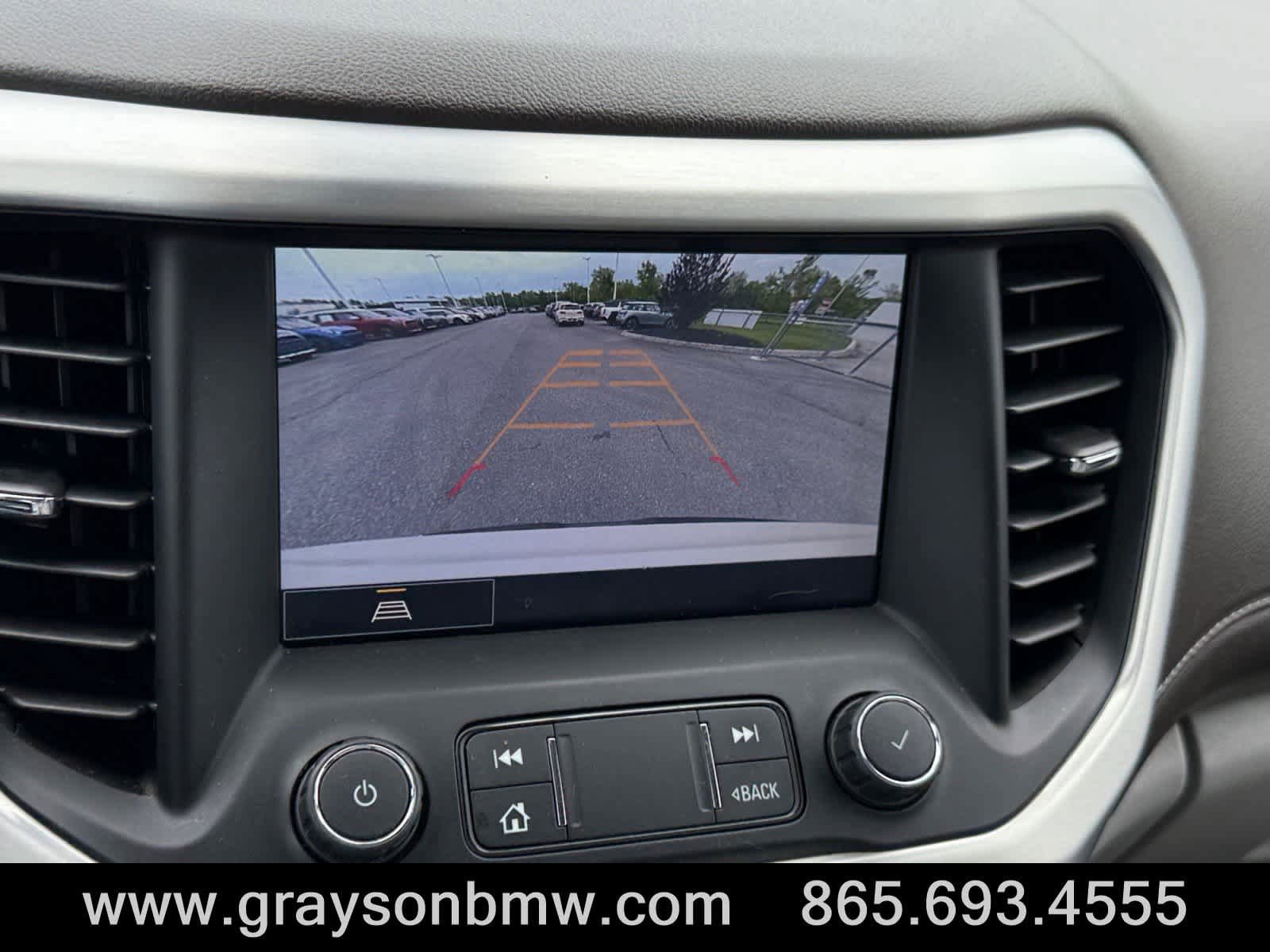 Used 2021 GMC Acadia SLT AWD/4WD image 32