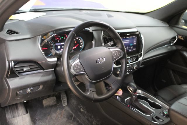 Used 2023 Chevrolet Traverse RS w/ LPO, Floor Liner Package AWD/4WD image 14
