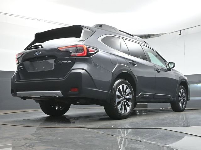 Certified 2025 Subaru Outback Limited image 40