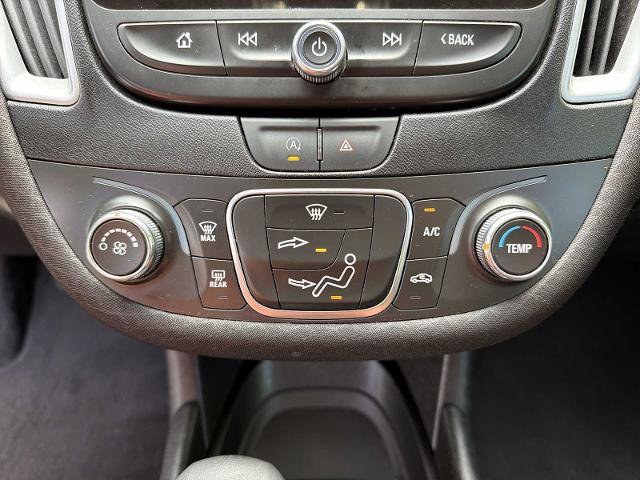 Used 2024 Chevrolet Malibu RS FWD image 17
