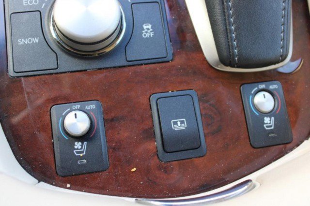 Used 2015 Lexus LS 460 w/ Comfort Package image 35