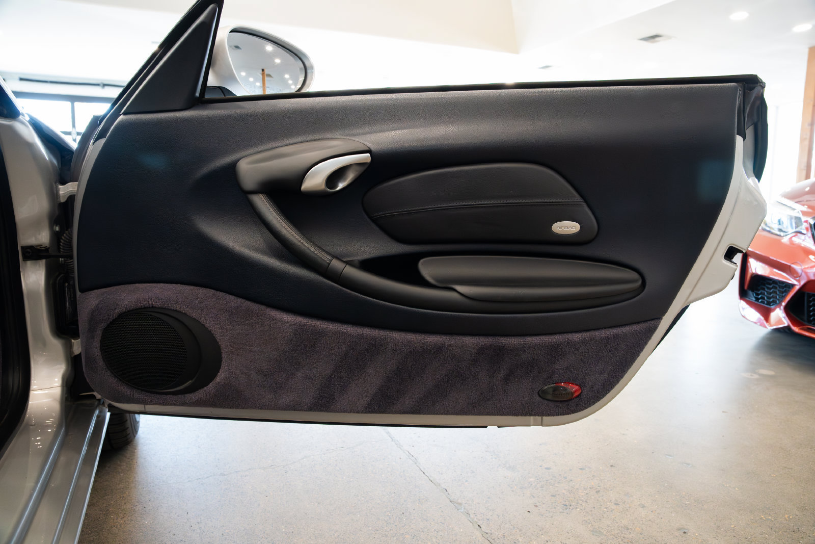 Used 2001 Porsche Boxster RWD image 21