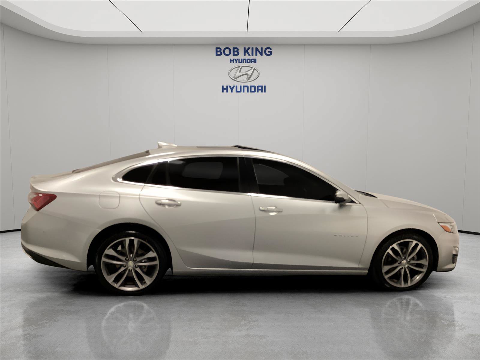 Used 2021 Chevrolet Malibu Premier FWD image 6