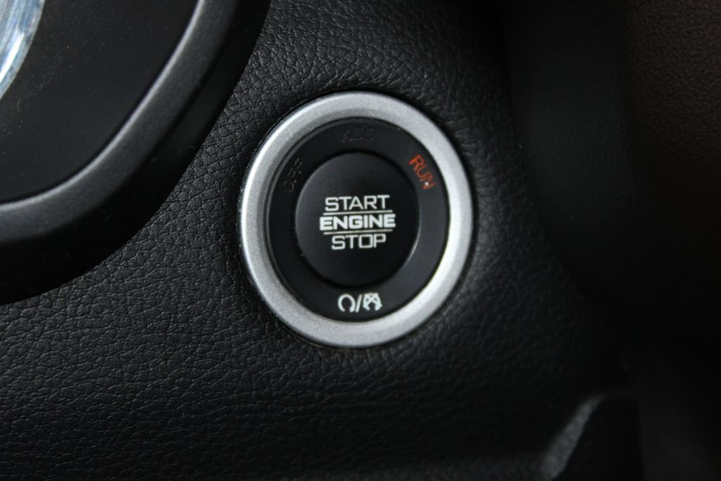 Used 2020 RAM 1500 Big Horn AWD/4WD image 36