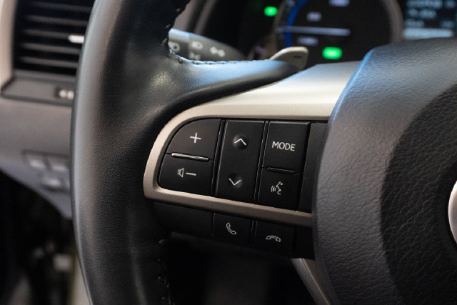 Used 2021 Lexus RX 450h AWD w/ Premium Package image 16