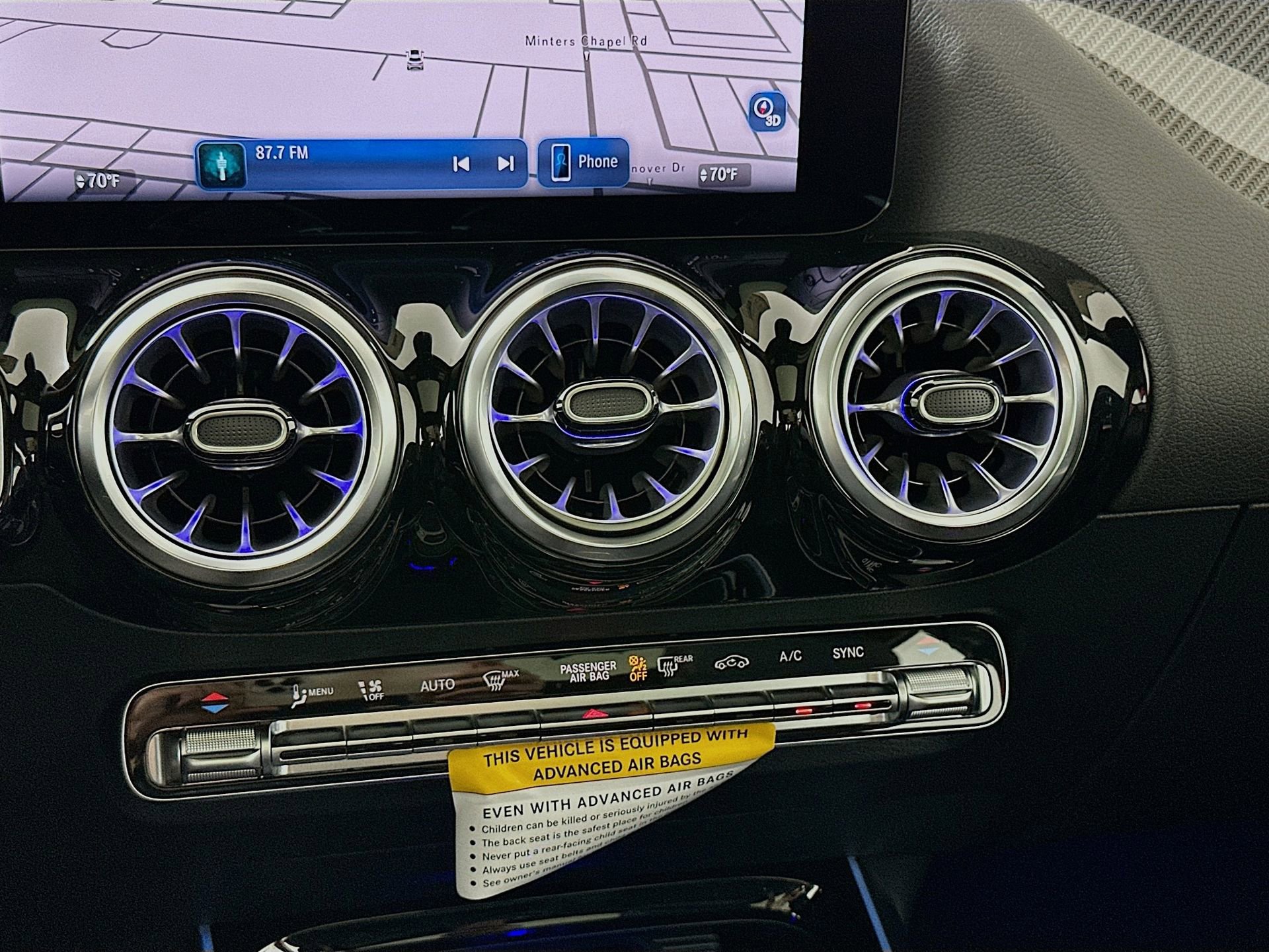 New 2026 Mercedes-Benz GLA 35 AMG 4MATIC image 17