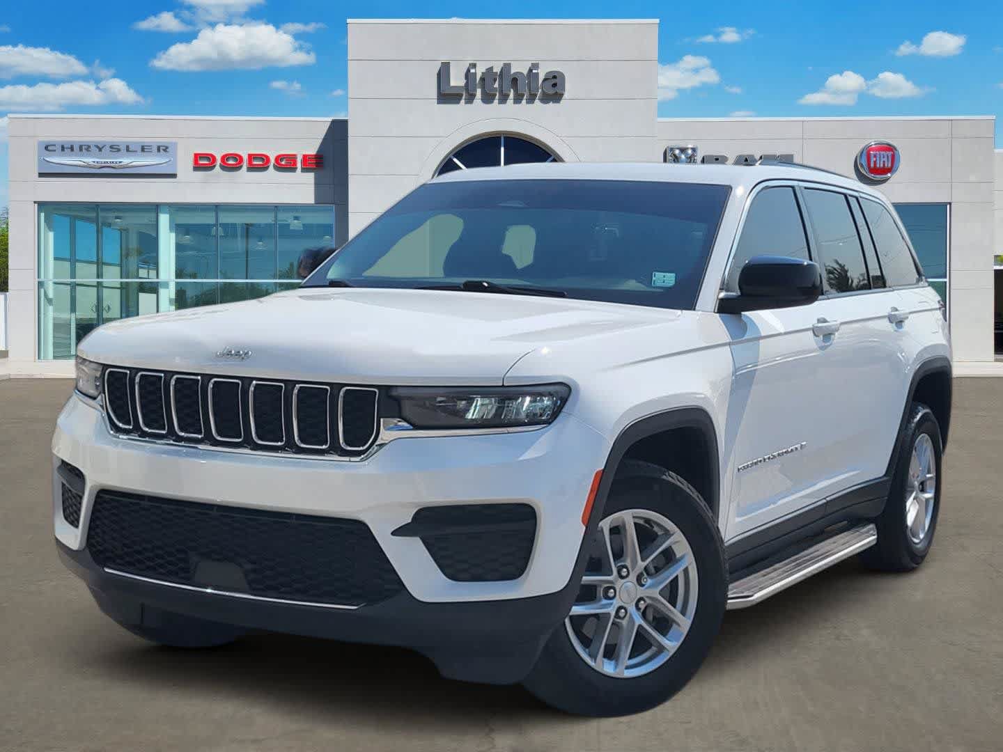 Used 2024 Jeep Grand Cherokee Laredo X