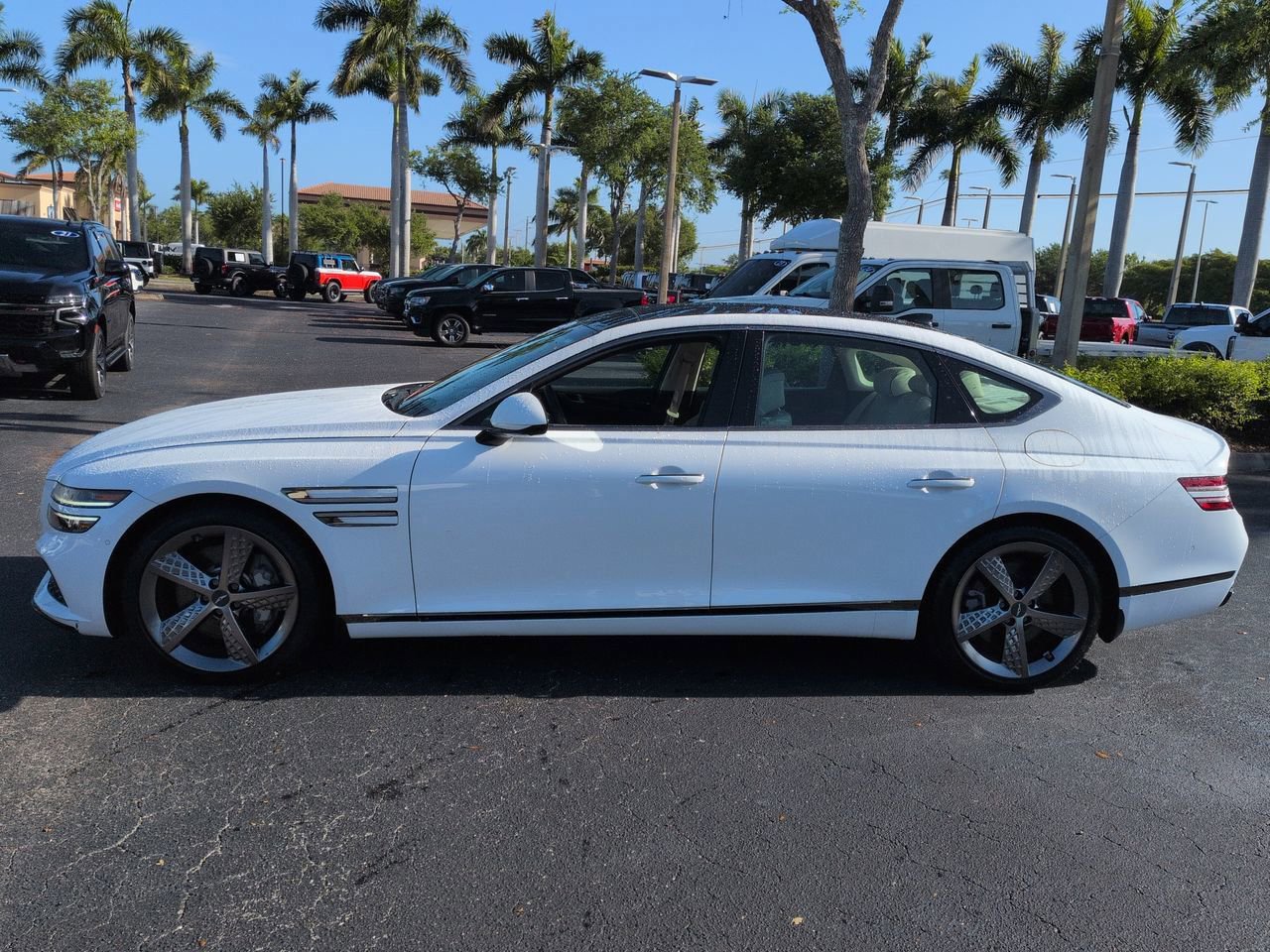 Used 2022 Genesis G80 3.5T Sport w/ Sport Prestige Package AWD/4WD image 7