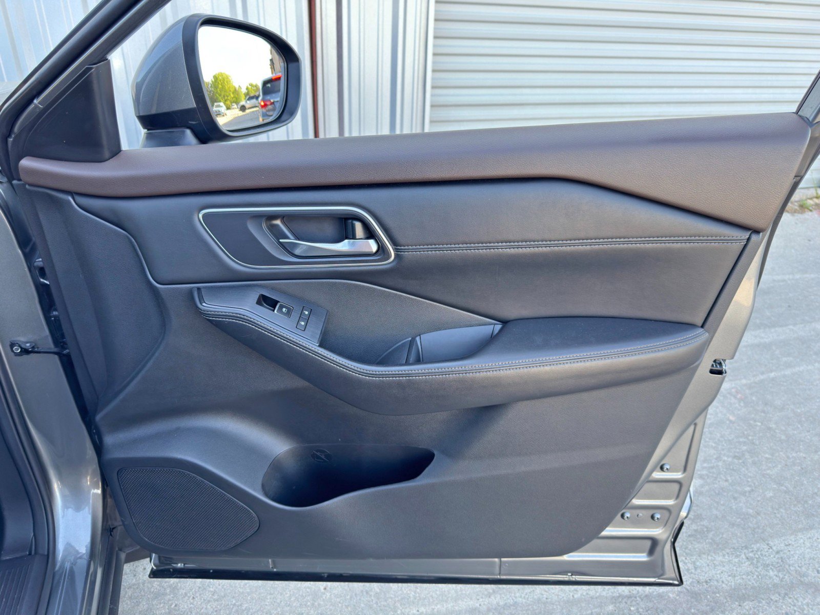 Used 2021 Nissan Rogue SL w/ Premium Package image 41