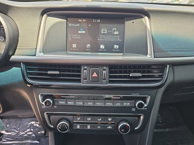 Used 2018 Kia Optima LX w/ 17" Alloy Wheels Package FWD image 17