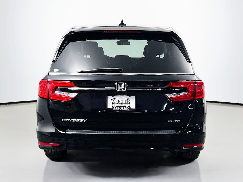 Used 2023 Honda Odyssey Elite image 6