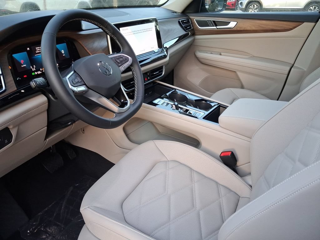 New 2026 Volkswagen Atlas SE FWD image 7