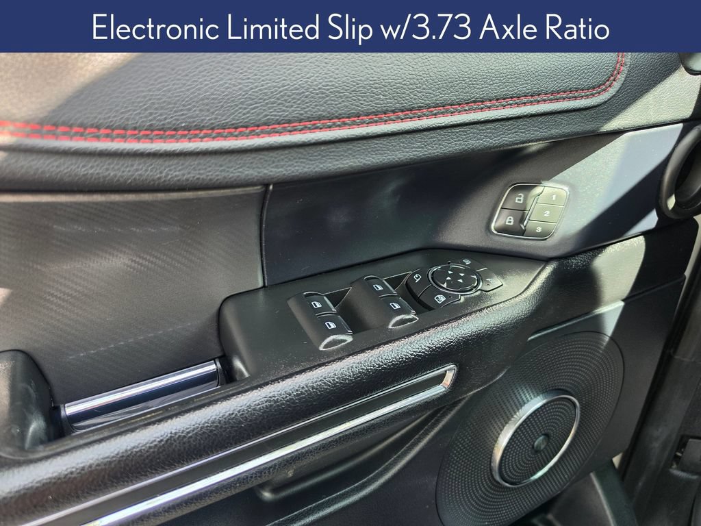Used 2020 Ford Expedition Max Limited w/ Equipment Group 303A RWD image 21