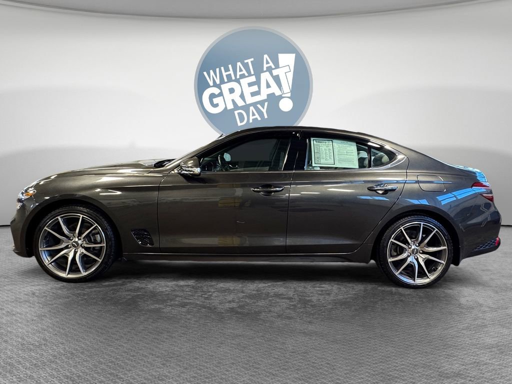 Used 2023 Genesis G70 2.0T AWD/4WD image 7
