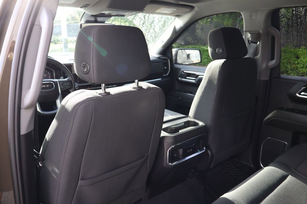 Used 2023 GMC Sierra 1500 Elevation w/ X31 Off-Road Package AWD/4WD image 20