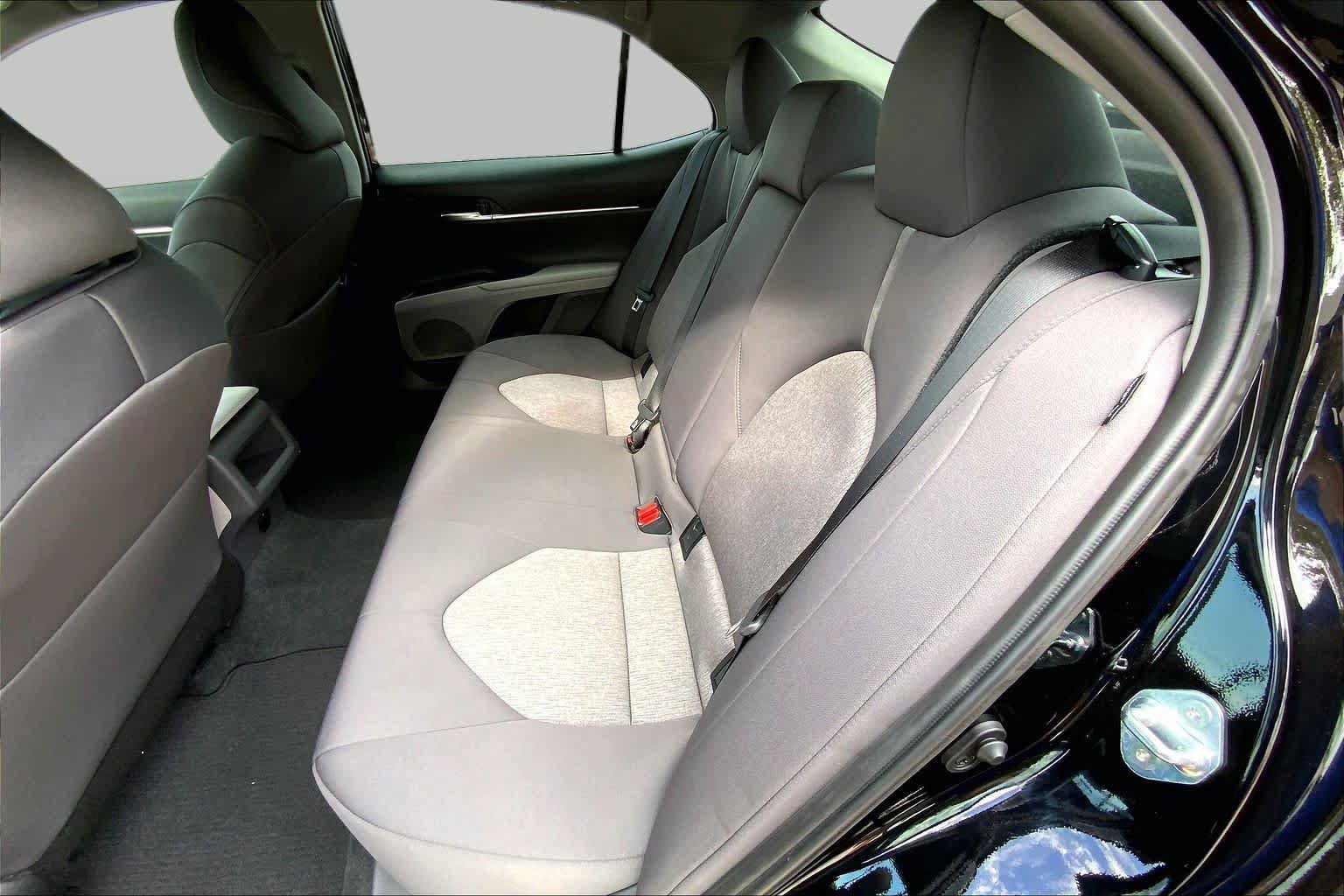 Used 2024 Toyota Camry LE w/ Convenience Package FWD image 21