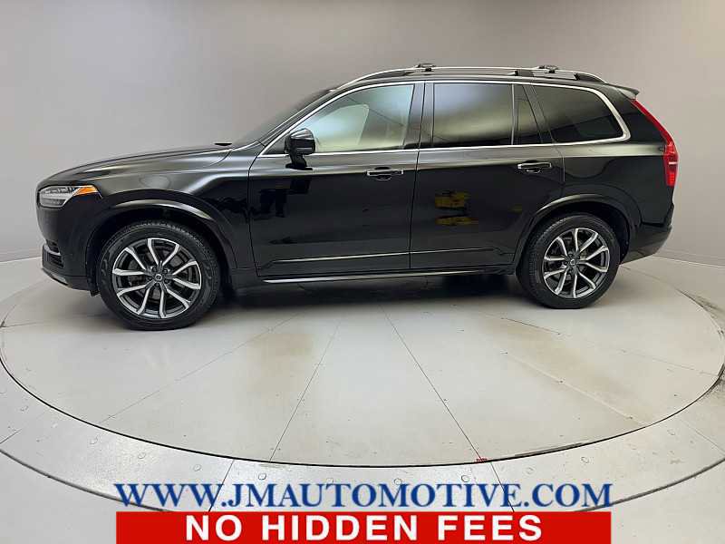Used 2017 Volvo XC90 T6 Momentum w/ Vision Package image 2