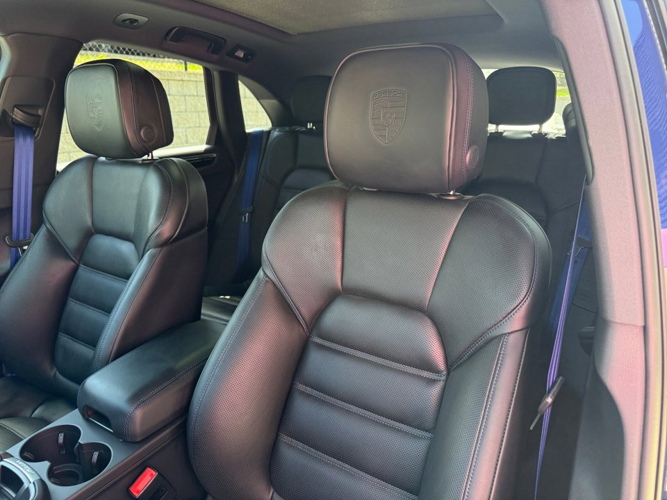 New 2026 Porsche Macan Turbo image 12