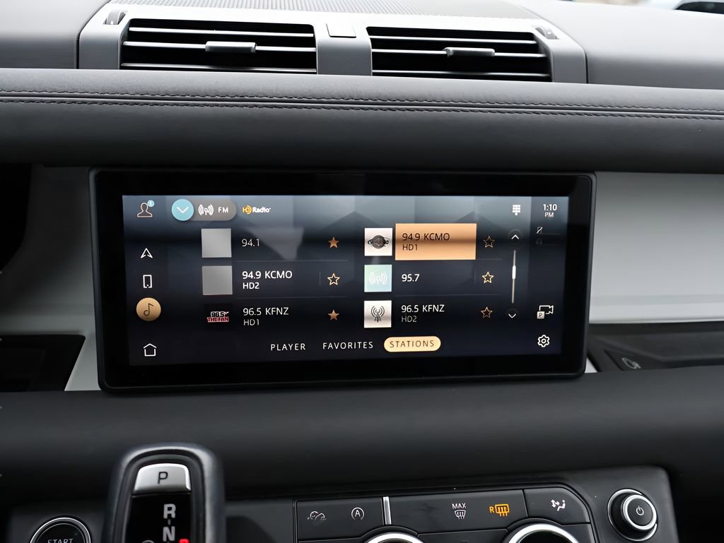 Used 2022 Land Rover Defender 110 X-Dynamic SE image 21