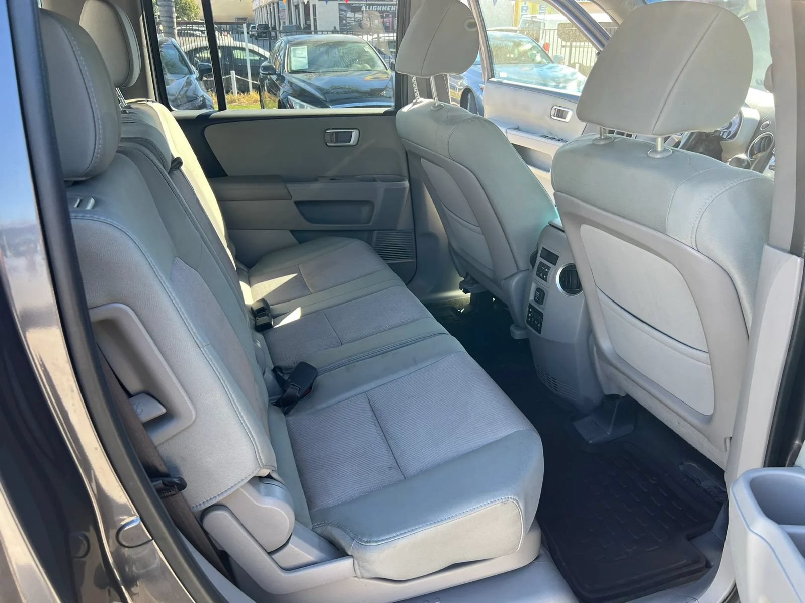Used 2015 Honda Pilot SE image 16
