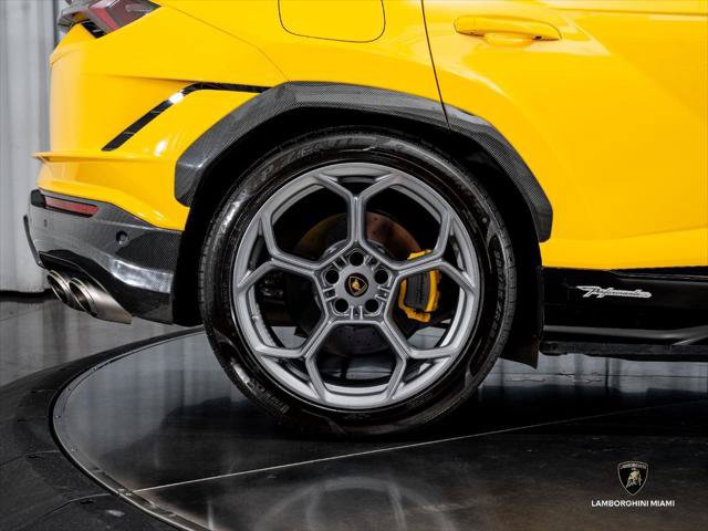 Used 2024 Lamborghini Urus Performante AWD/4WD image 23