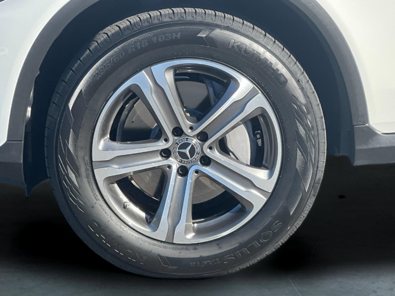 Used 2019 Mercedes-Benz GLC 300 image 24