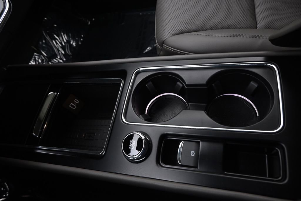 New 2026 Lincoln Corsair Reserve w/ Jet Appearance Package image 30