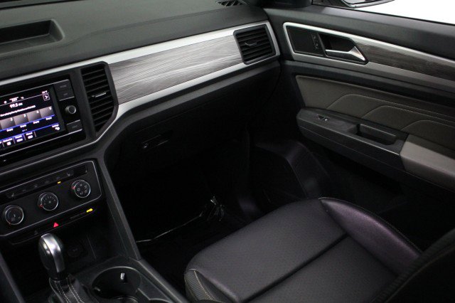 Used 2022 Volkswagen Atlas Cross Sport SE image 26