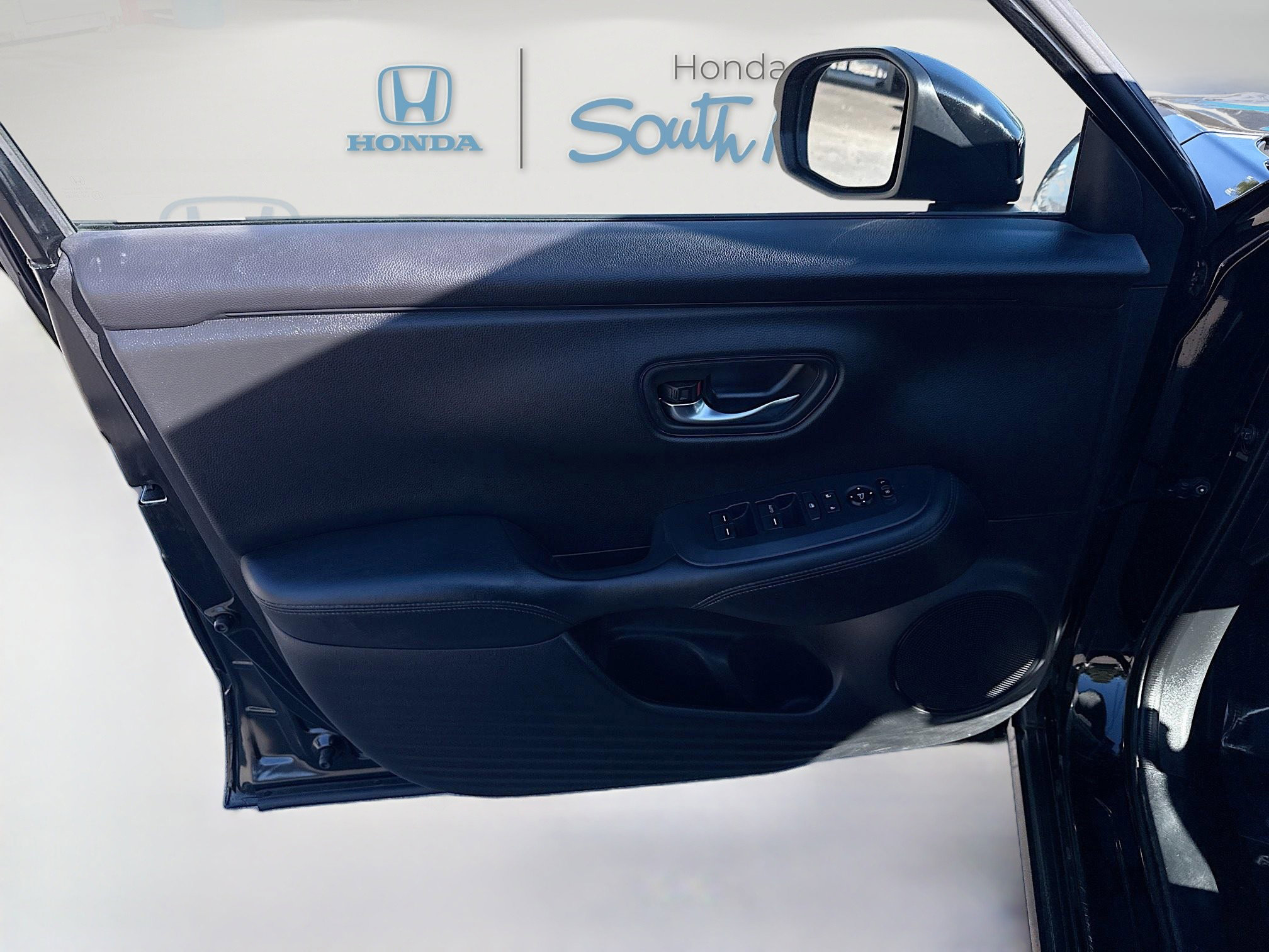 Certified 2023 Honda HR-V LX image 19