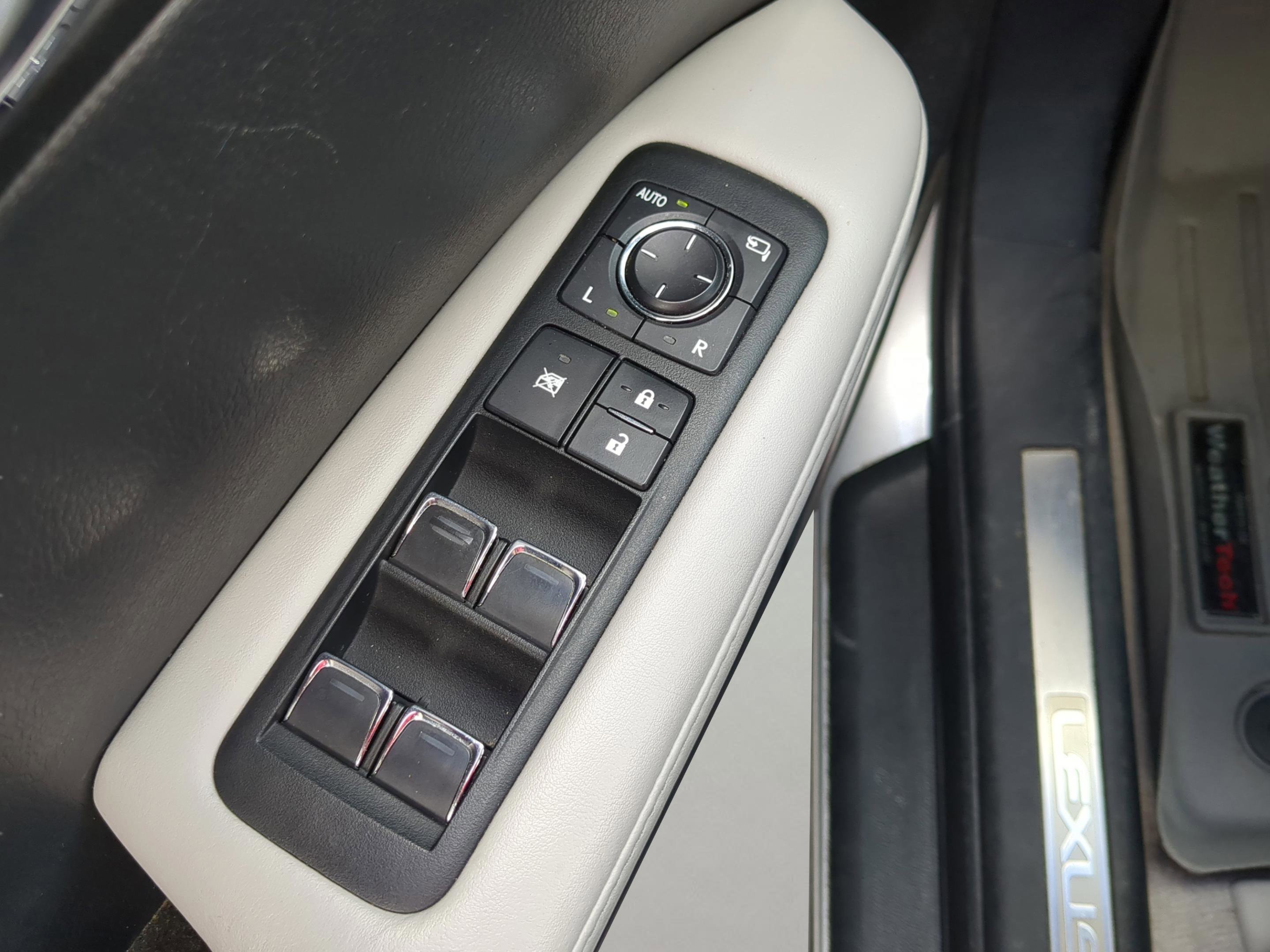 Used 2018 Lexus RX 350 FWD w/ Premium Package image 27