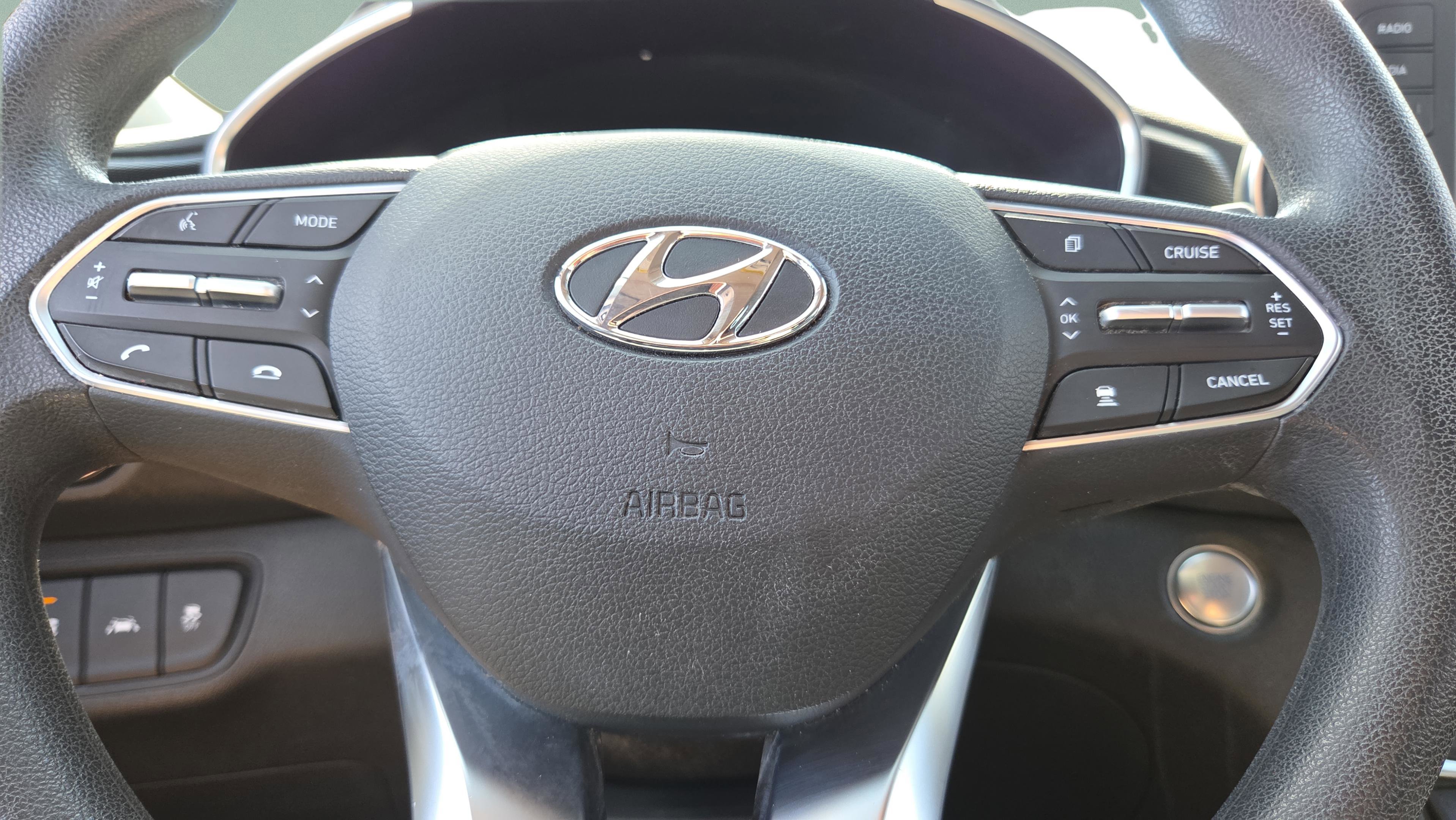 Used 2019 Hyundai Santa Fe SEL image 33