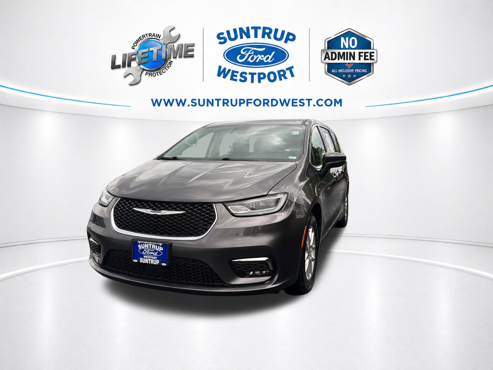 Used 2023 Chrysler Pacifica Touring-L FWD image 8