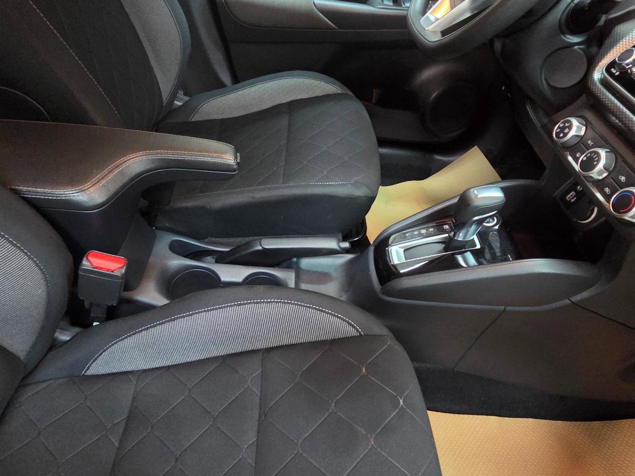 Used 2020 Nissan Kicks S FWD image 23