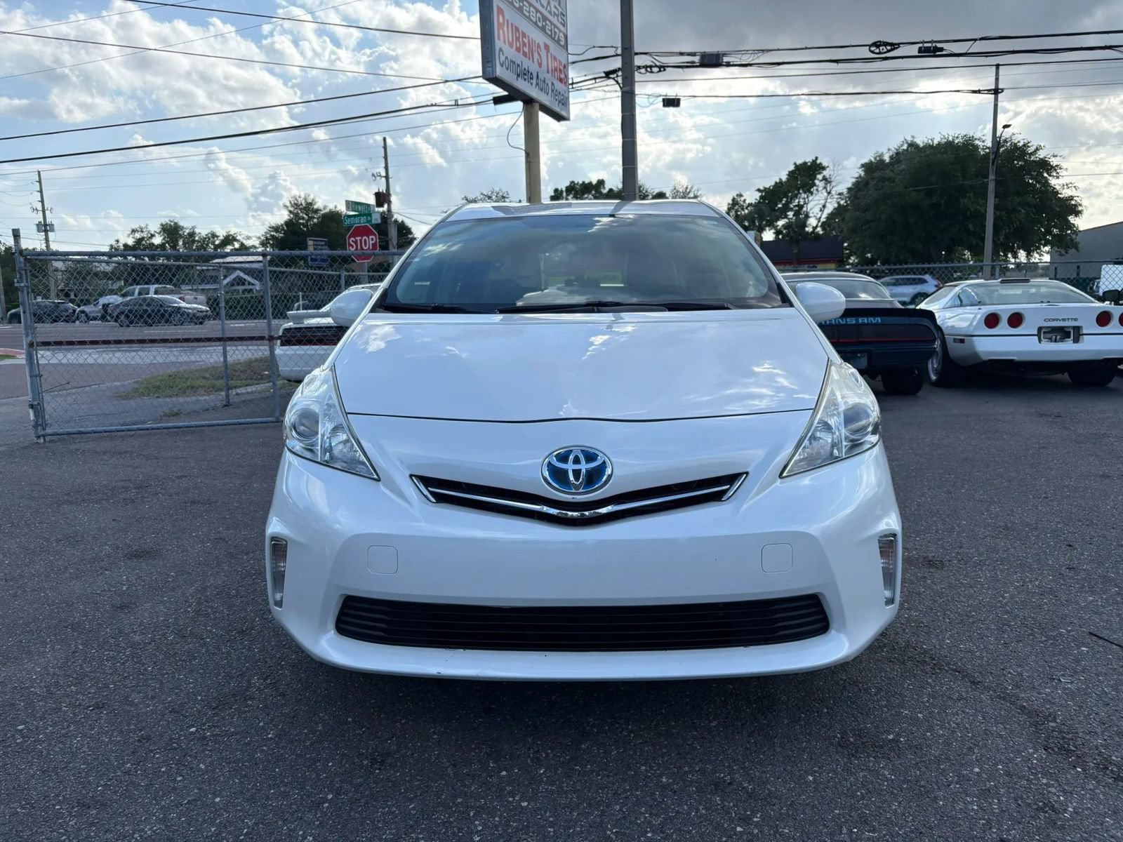 Used 2012 Toyota Prius V Three FWD image 2