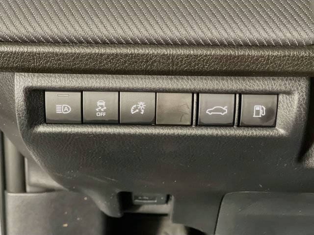 Used 2026 Toyota Camry SE FWD image 11