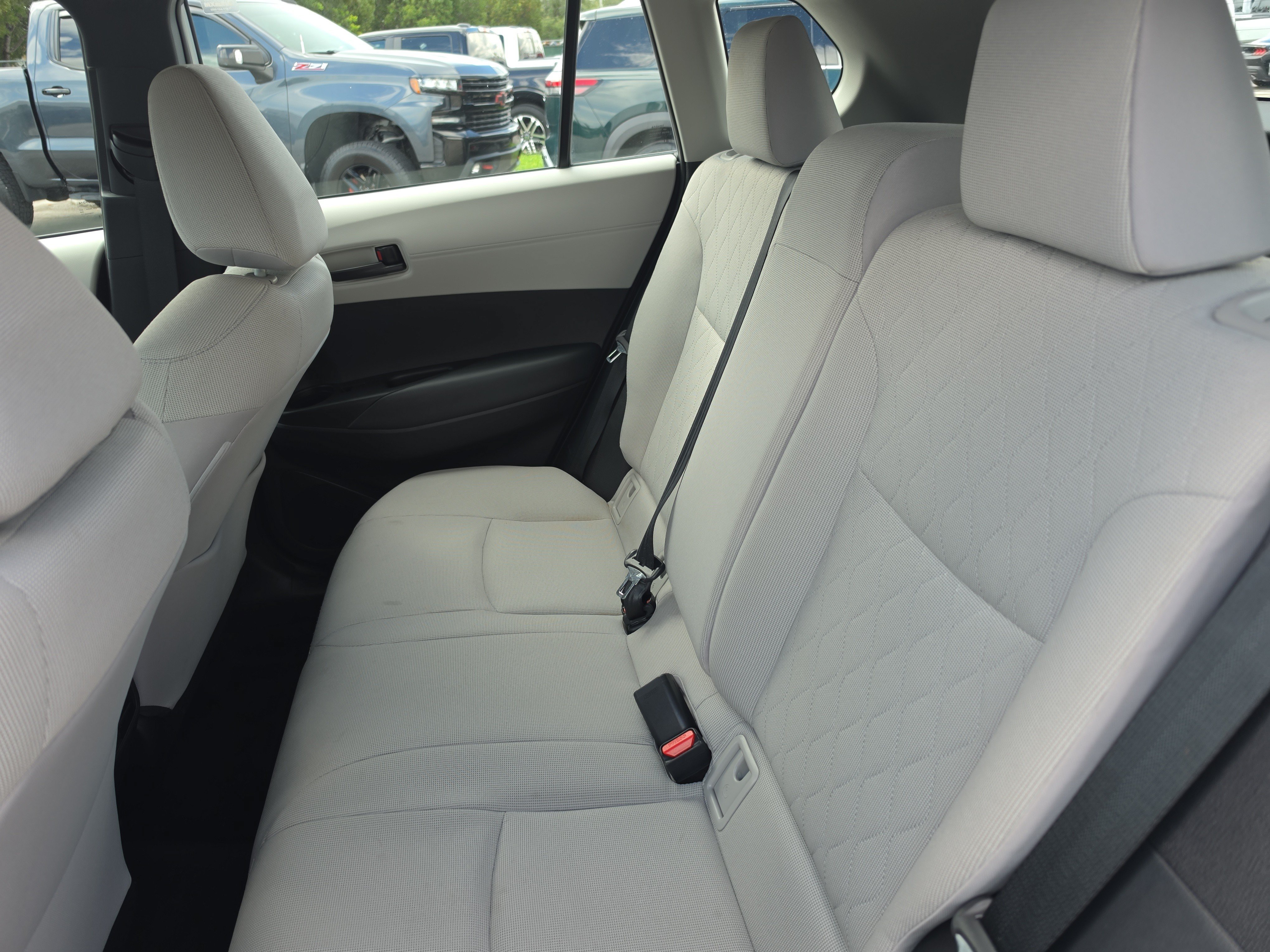 Used 2025 Toyota Corolla Cross L FWD image 14