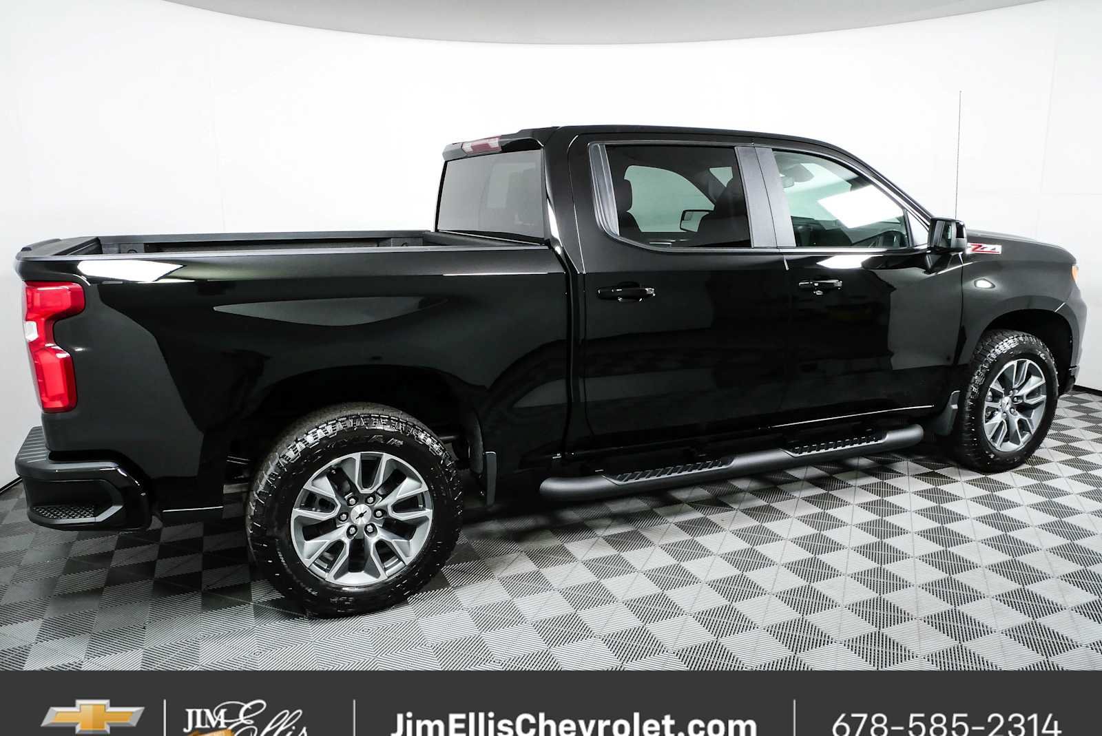 New 2026 Chevrolet Silverado 1500 RST AWD/4WD image 2
