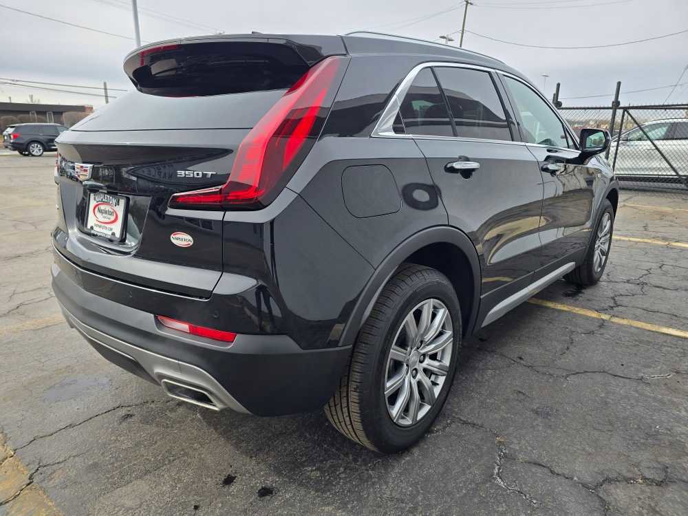 Used 2023 Cadillac XT4 Premium Luxury image 8