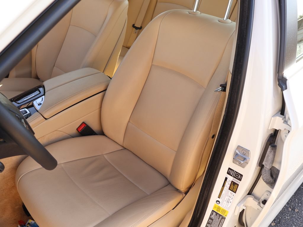 Used 2014 BMW 535i xDrive Sedan AWD/4WD image 22