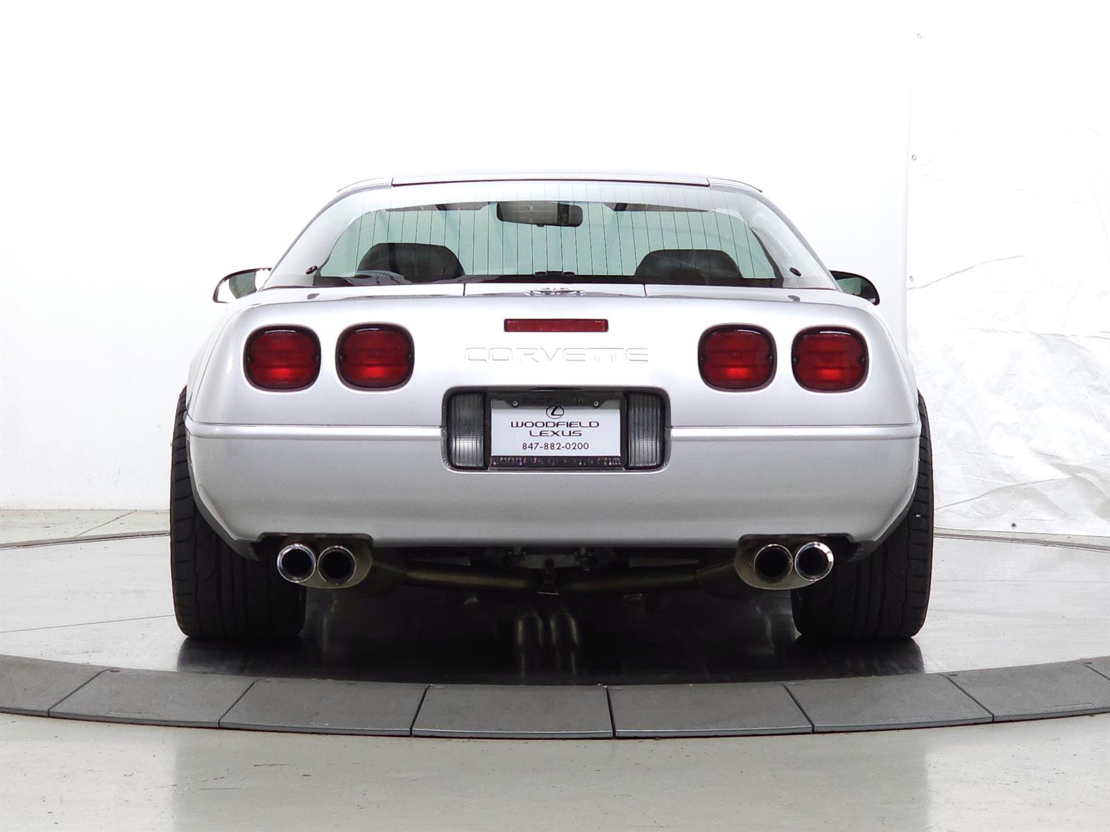 Used 1996 Chevrolet Corvette Coupe RWD image 7